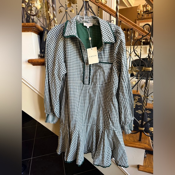 entro Dresses & Skirts - Entro Commander Forest Check Mini Dress. Size S NWT .Lined. Button front.